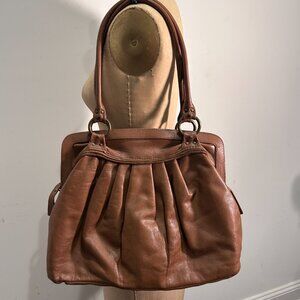 Dutchy artisan leather camel color shoulder bag